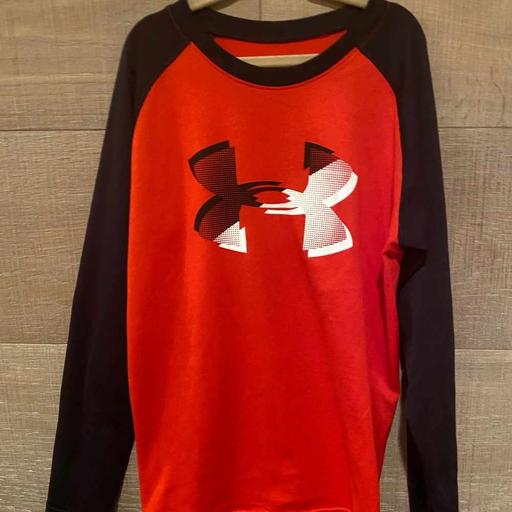 Boys Under Armour athletic shirt size YXS